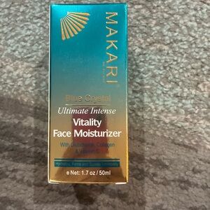 Makari Blue Crystal Intense Moisturizer